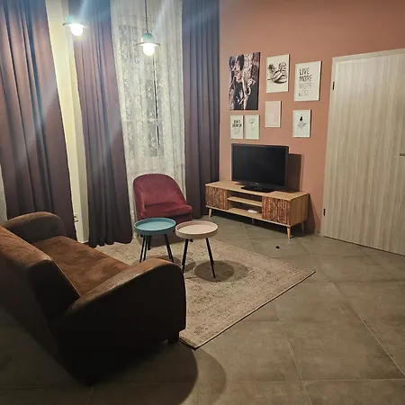 Nestl Apartamento *